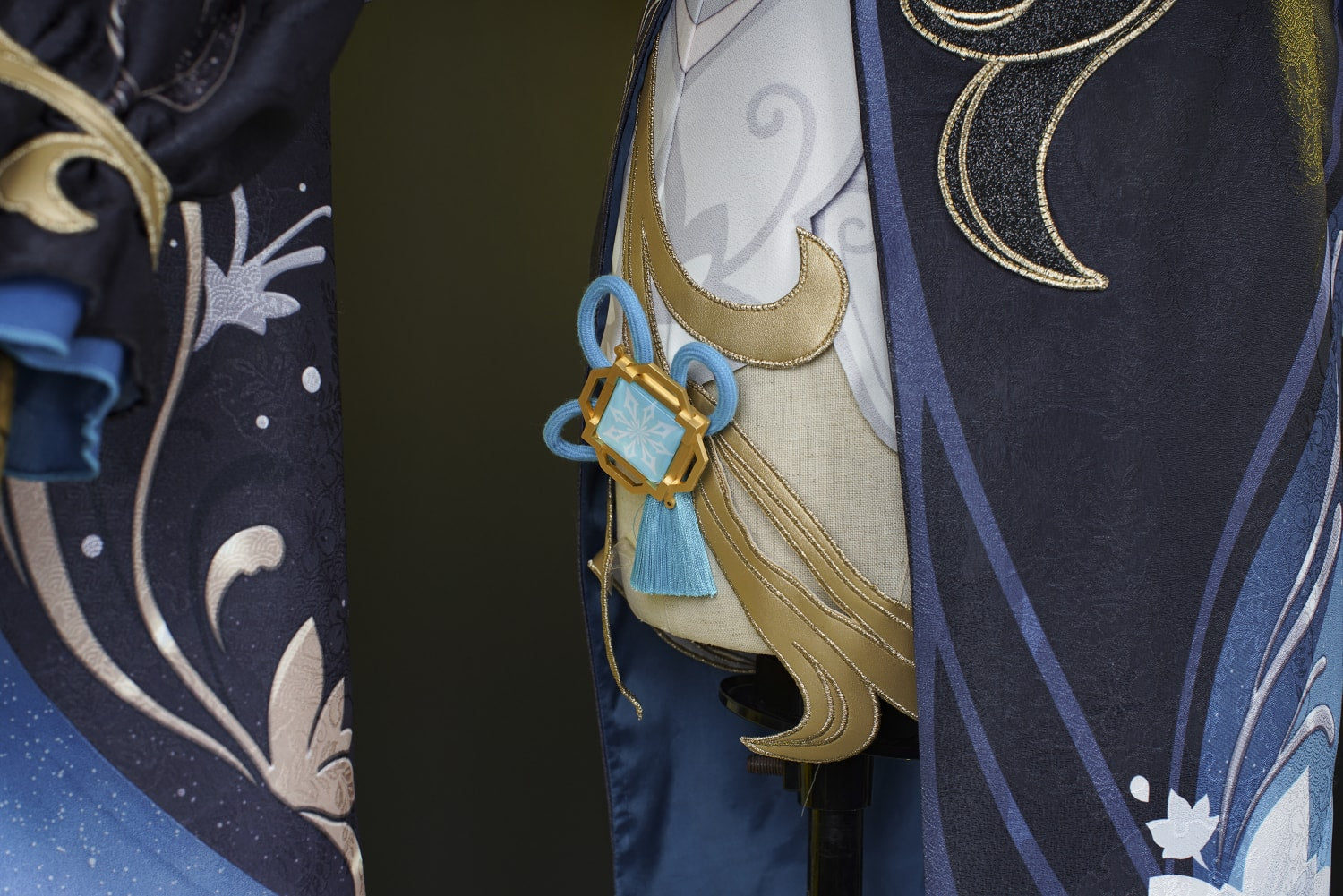 [ylevol] Genshin Impact Shenhe Frostflower Dew Qipao Cosplay Costumes