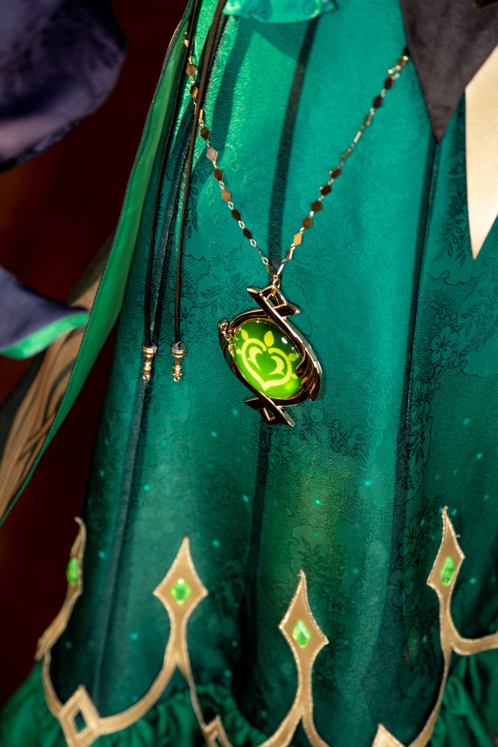 [ylevol] Genshin Impact Renowned Perfumer Emilie Cosplay Costumes