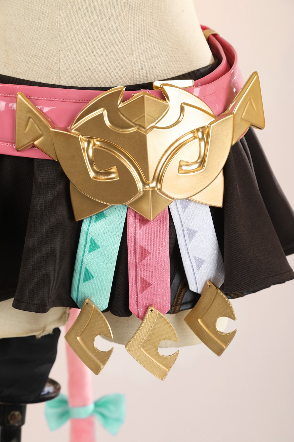 [ylevol] Game Genshin Impact Varesa Full Set Top Cosplay Costumes