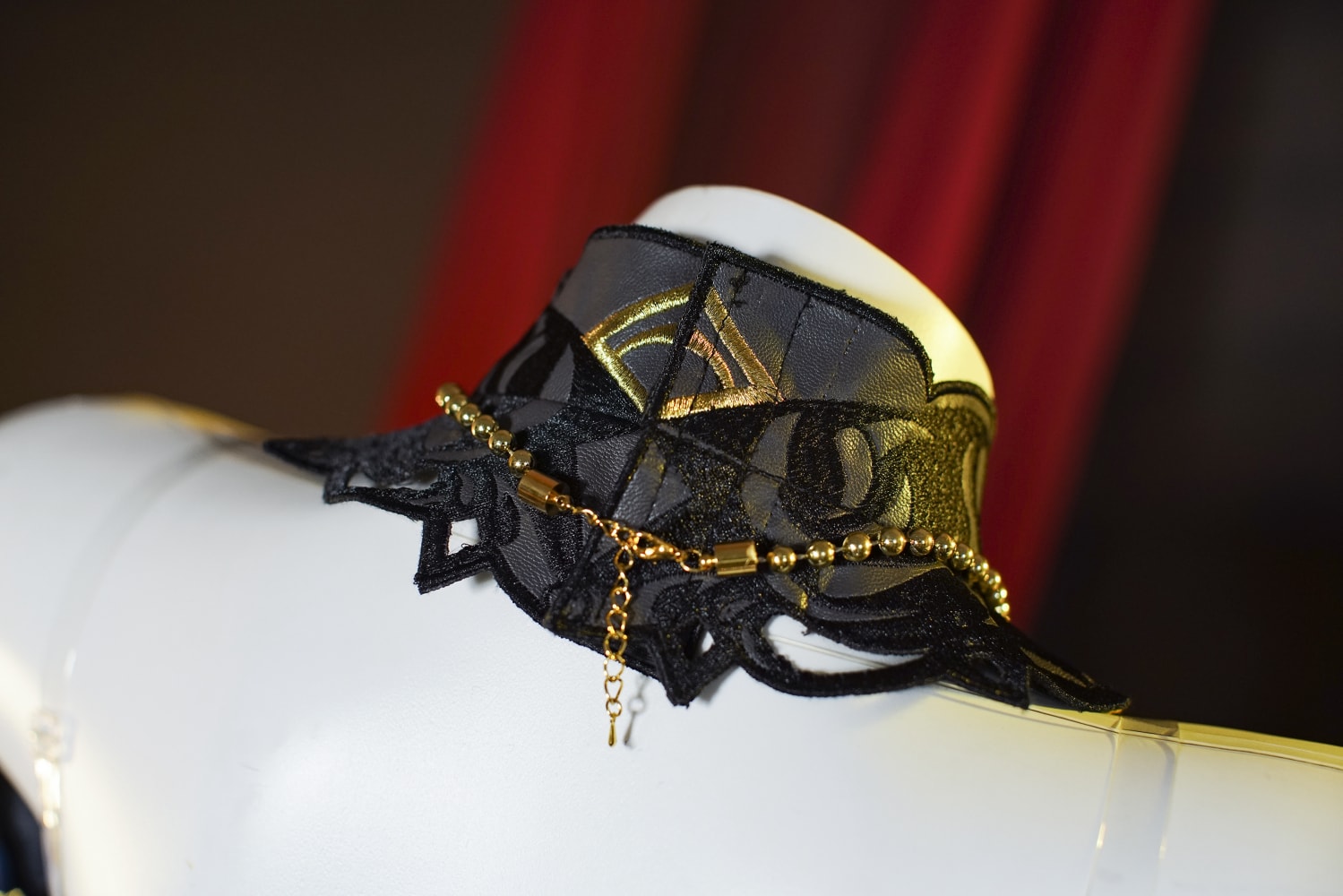 [ylevol] Game Genshin Impact Navia Full Set Top Level Cosplay Costumes