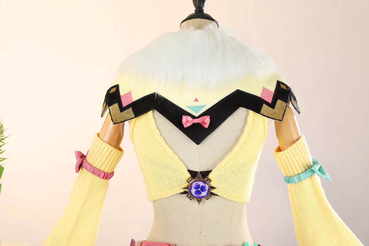 [ylevol] Game Genshin Impact Varesa Full Set Top Cosplay Costumes